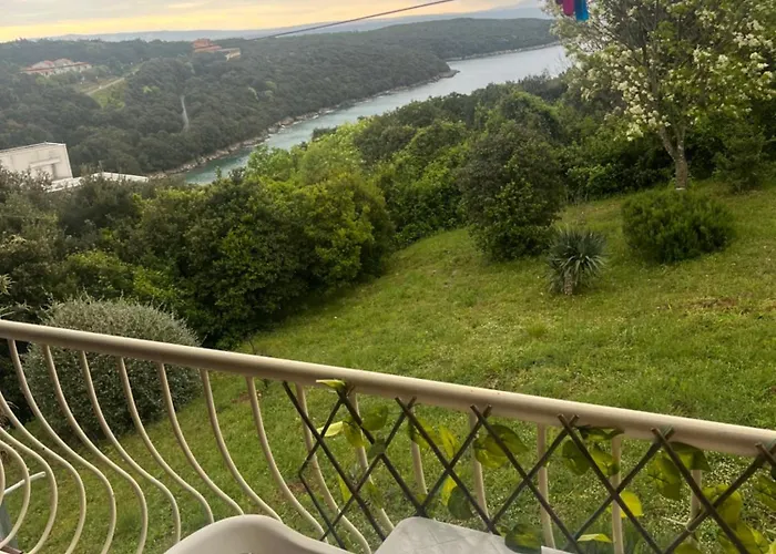 Διαμέρισμα Mendula Segotici